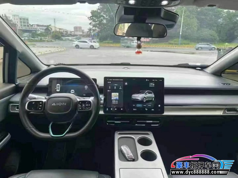 23年埃安Y70轿车抵押车出售