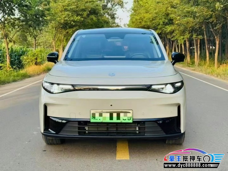 24年零跑C10轿车抵押车出售