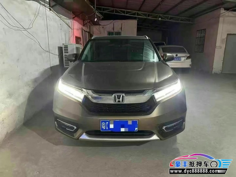 抵押车出售17年本田冠道轿车