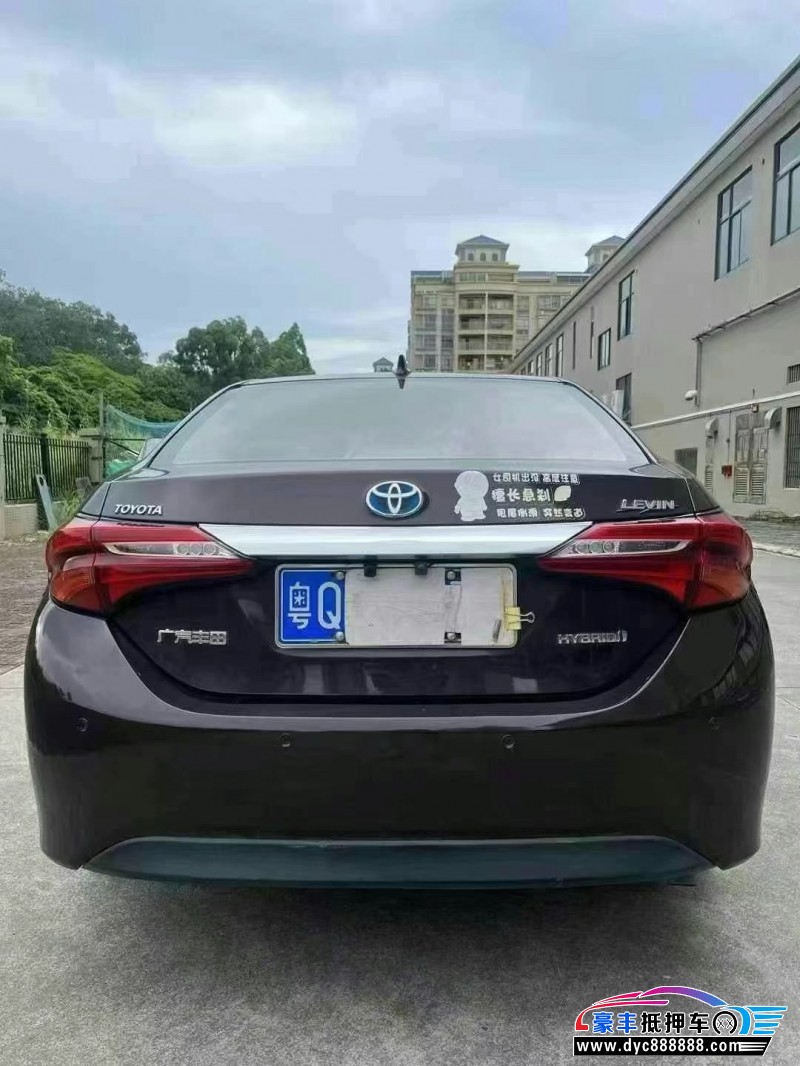 16年丰田雷凌轿车抵押车出售