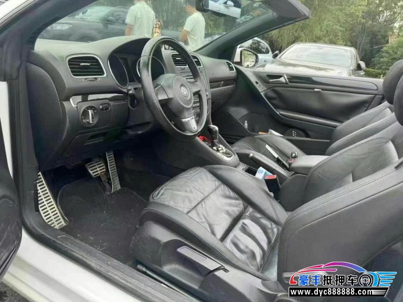 14年大众高尔夫轿车抵押车出售