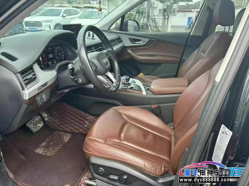 19年奥迪Q7轿车抵押车出售