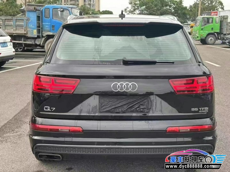 19年奥迪Q7轿车抵押车出售