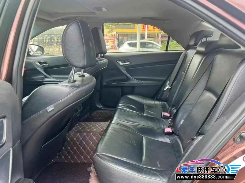 13年丰田锐志轿车抵押车出售