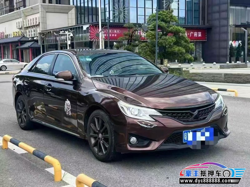 13年丰田锐志轿车抵押车出售