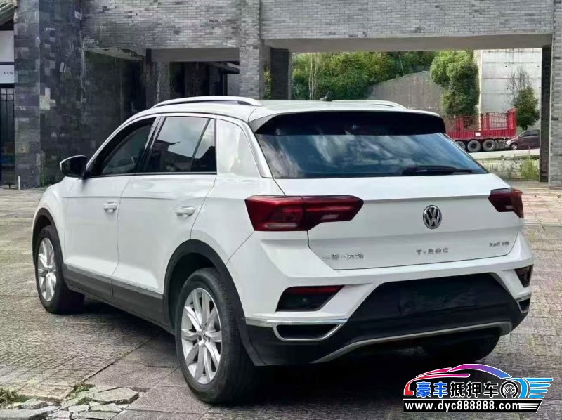 20年大众探歌轿车抵押车出售