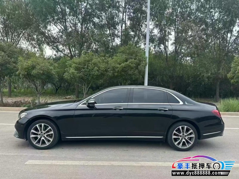 19年奔驰E轿车抵押车出售