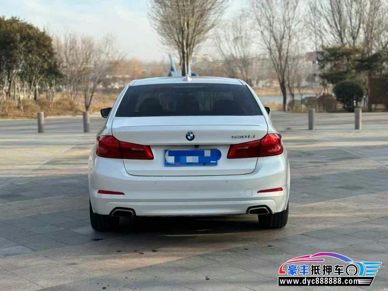 17年宝马5系轿车抵押车出售