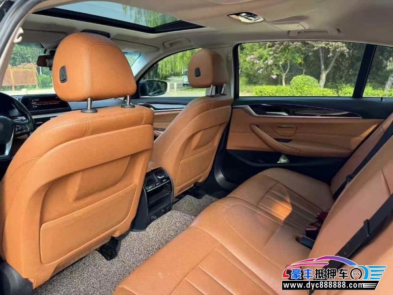 18年宝马5系轿车抵押车出售