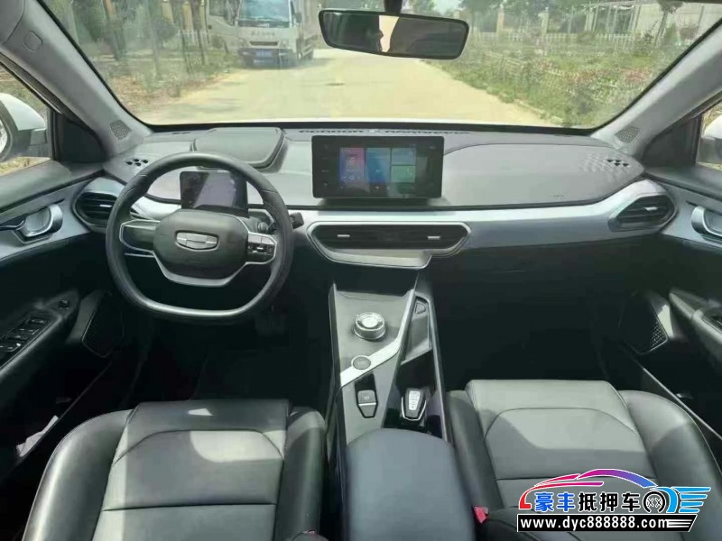 24年吉利几何轿车抵押车出售