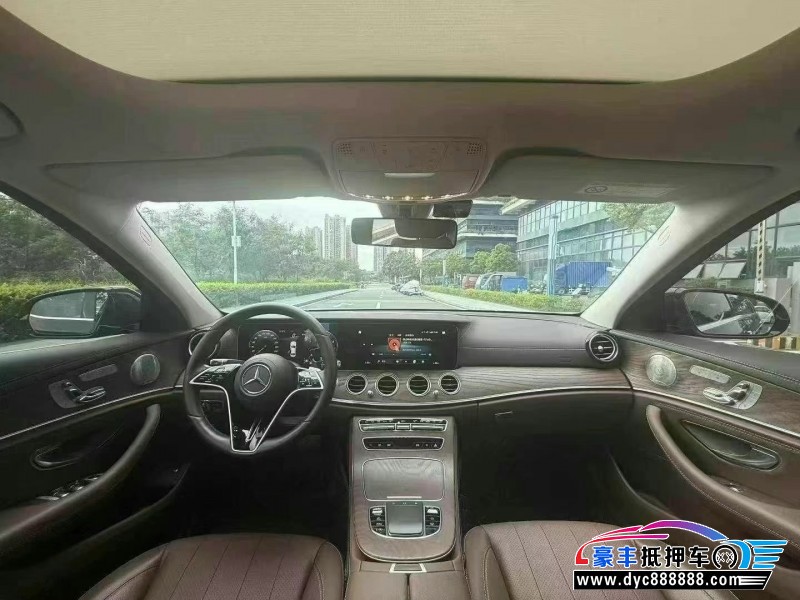 23年奔驰E轿车抵押车出售