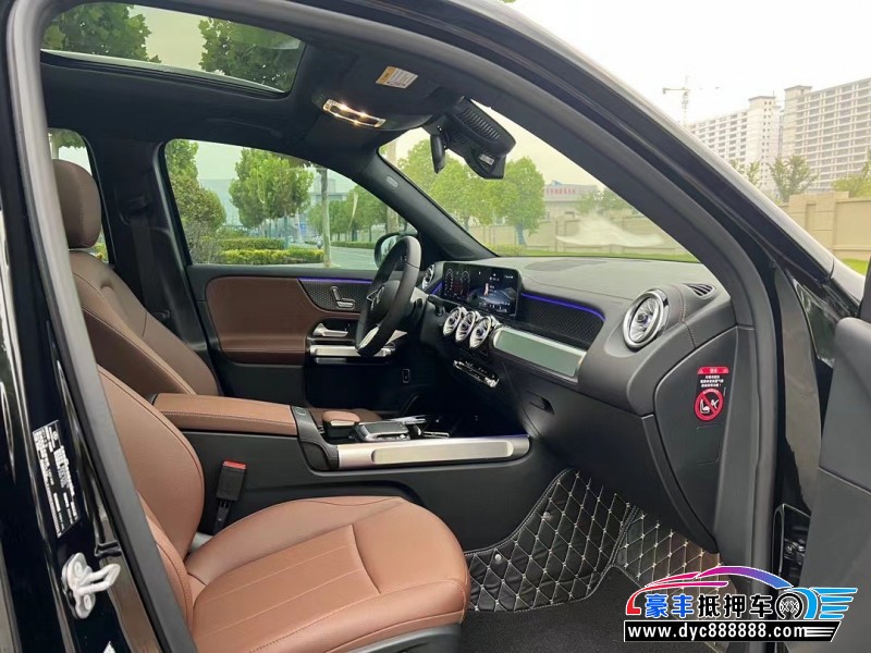 24年奔驰GLB轿车抵押车出售