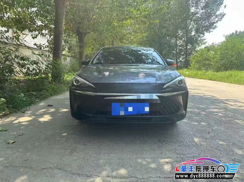 24年荣威i5轿车抵押车出售