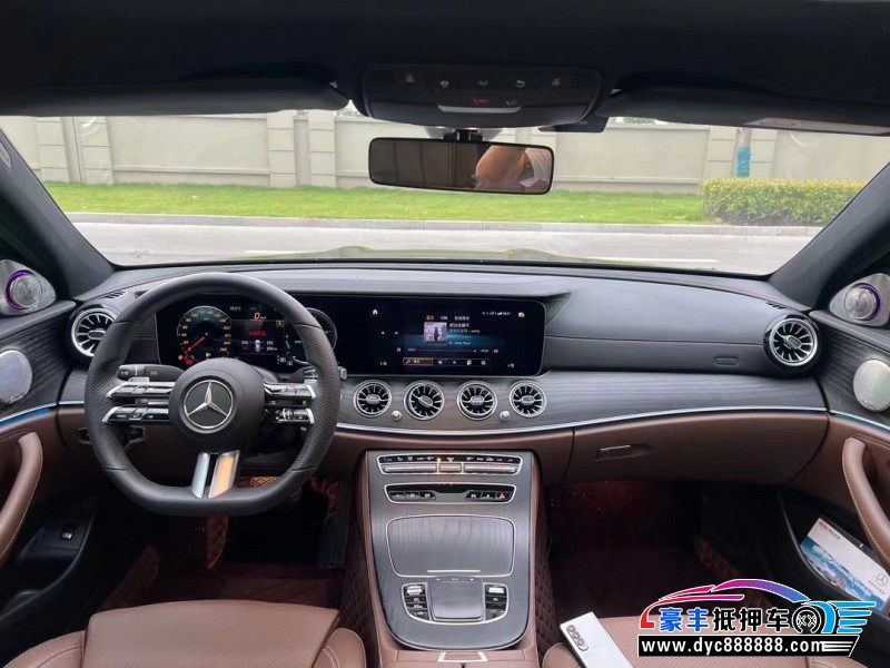 22年奔驰E轿车抵押车出售