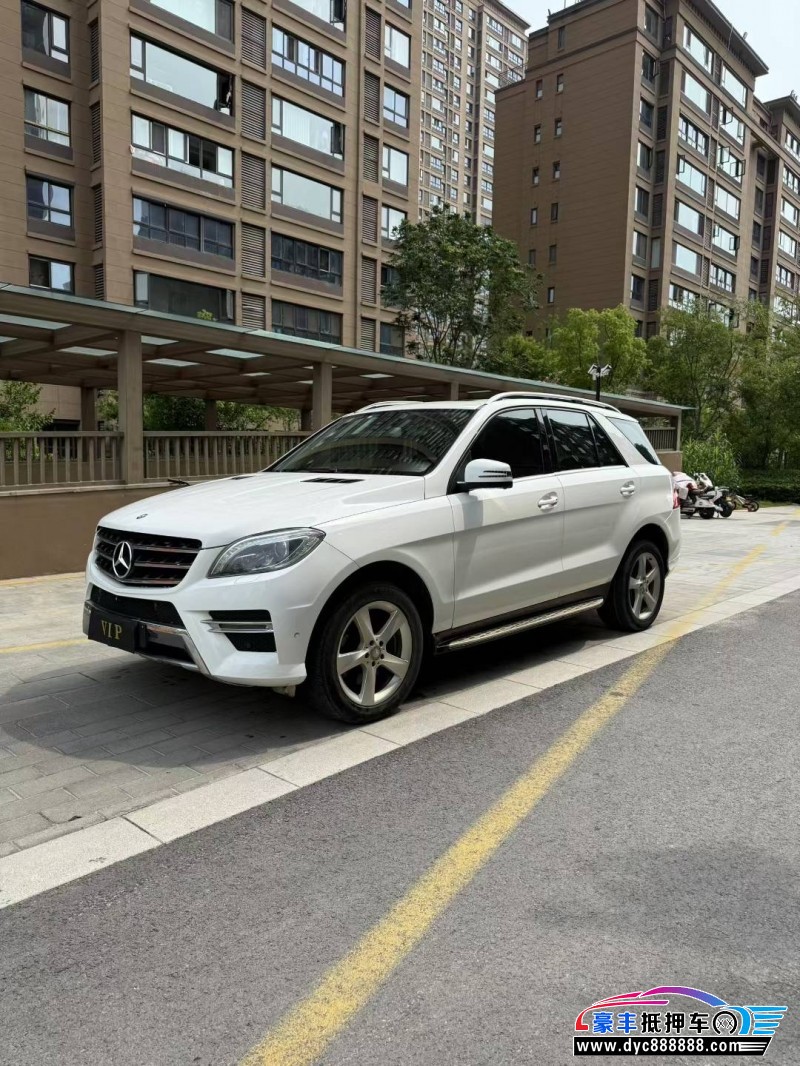 15年奔驰ML轿车抵押车出售