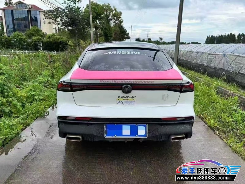 24年长安长安UNI轿车抵押车出售