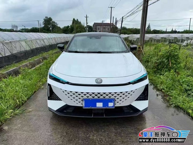 24年长安长安UNI轿车抵押车出售