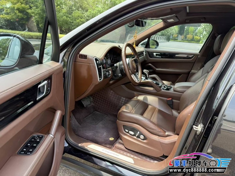 19年保时捷卡宴轿车抵押车出售