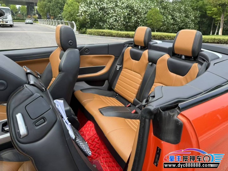 19年路虎揽胜极光轿车抵押车出售