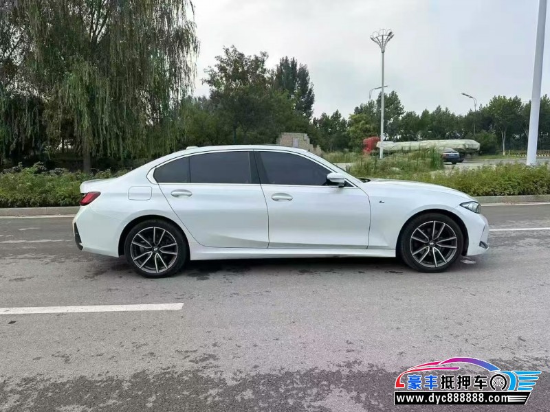 23年宝马3系轿车抵押车出售