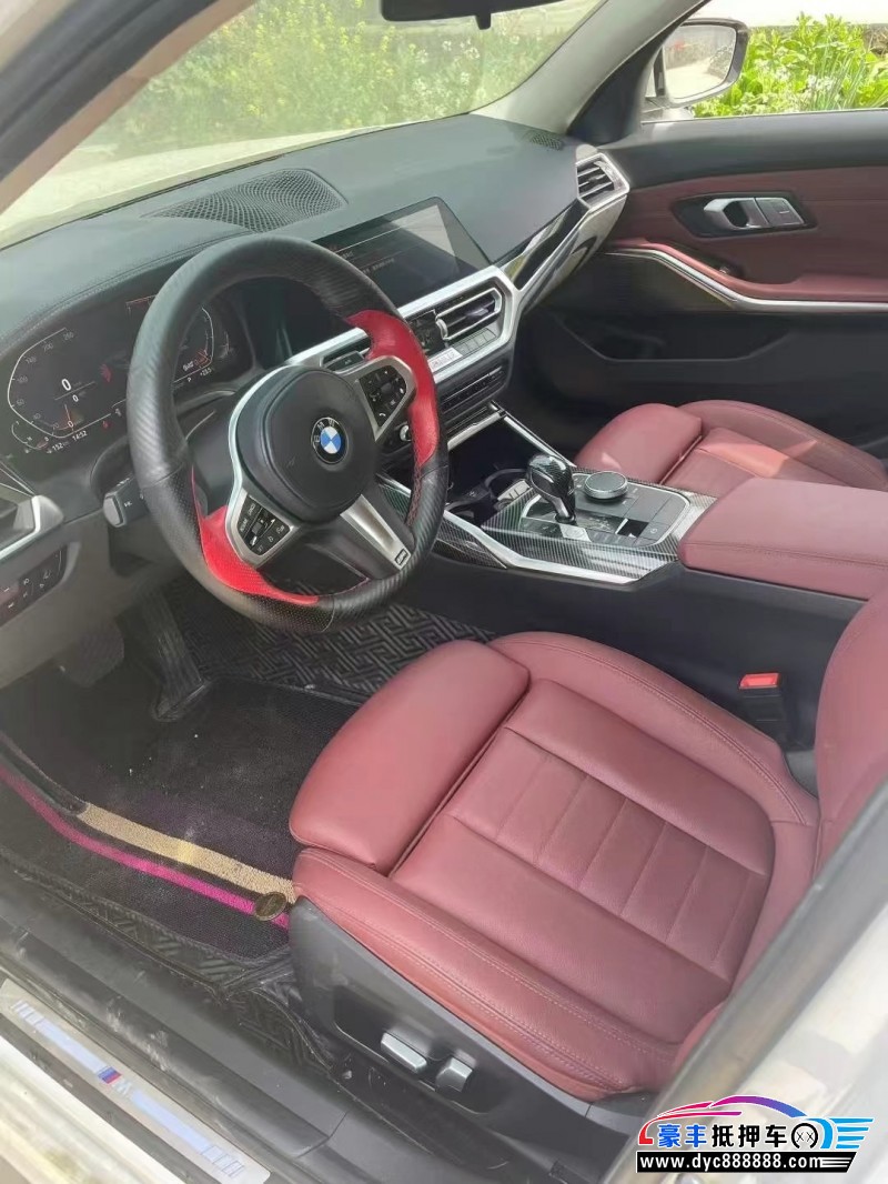 21年宝马3系轿车抵押车出售