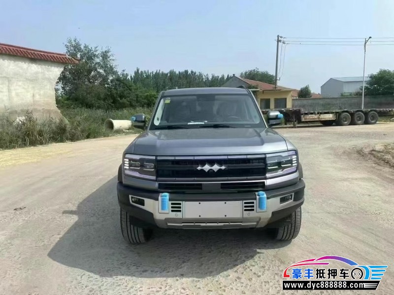 抵押车出售25年方程豹5轿车
