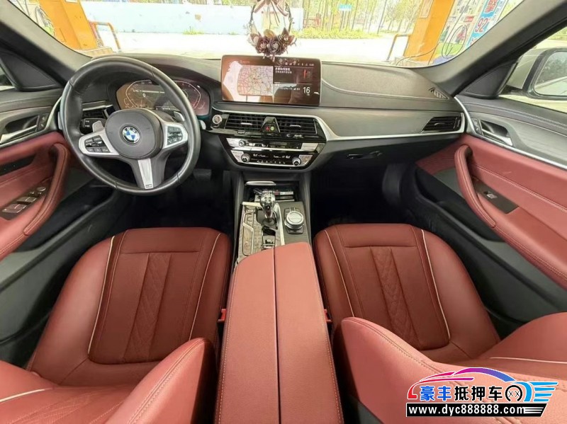 22年宝马5系轿车抵押车出售