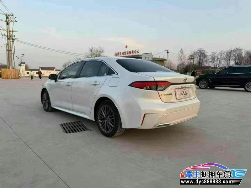 23年丰田凌尚轿车抵押车出售