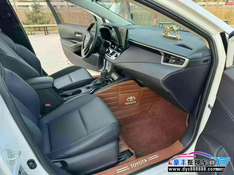 23年丰田凌尚轿车抵押车出售