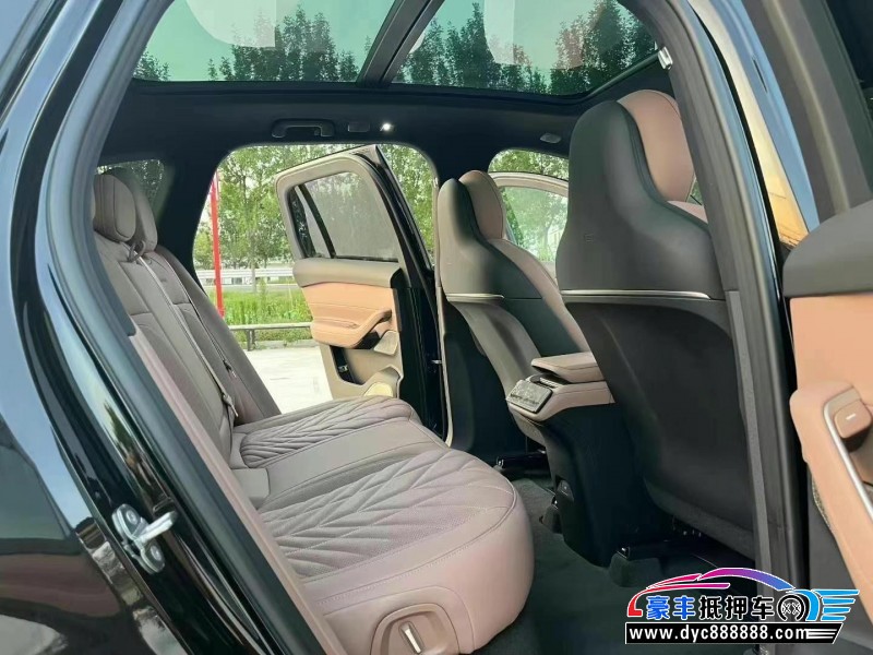 25年蔚来ES6轿车抵押车出售