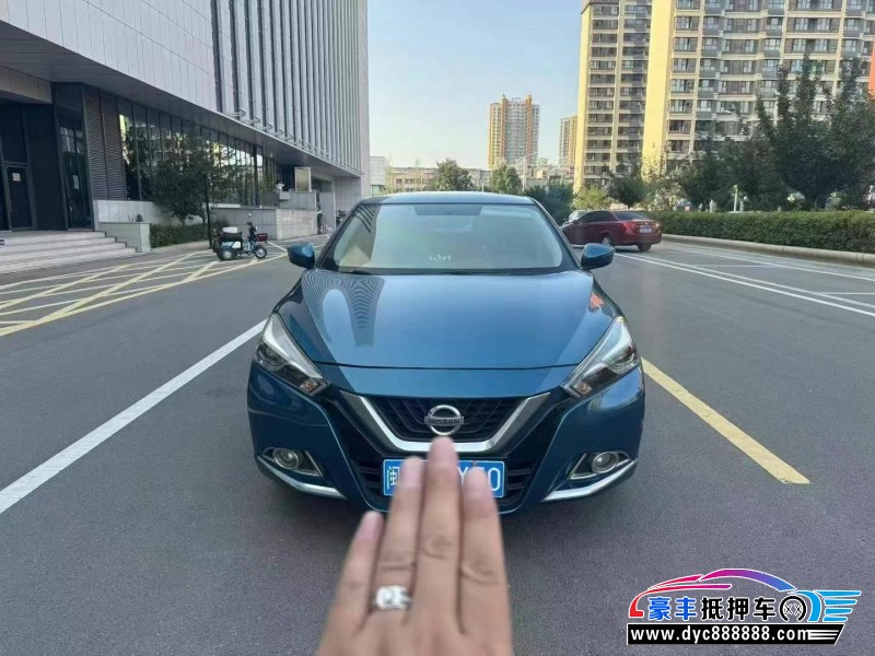 16年日产蓝鸟轿车抵押车出售