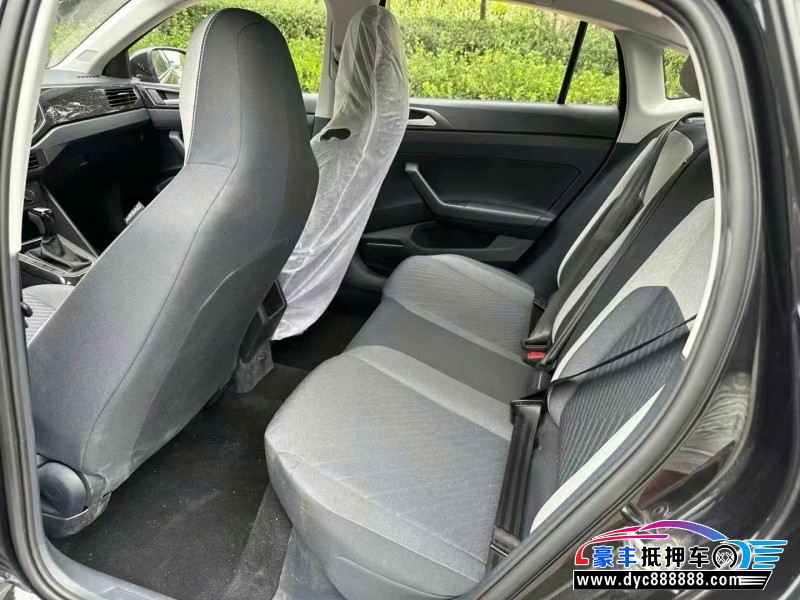 25年大众朗逸轿车抵押车出售