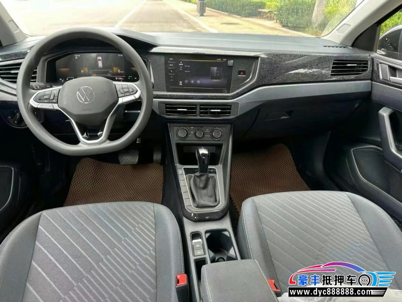 25年大众朗逸轿车抵押车出售