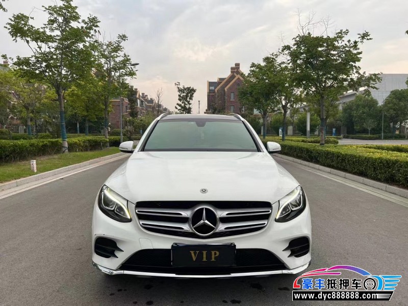 19年奔驰GLC轿车抵押车出售