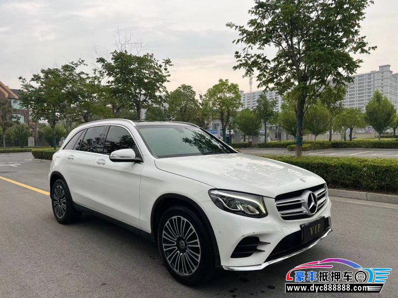 19年奔驰GLC轿车抵押车出售