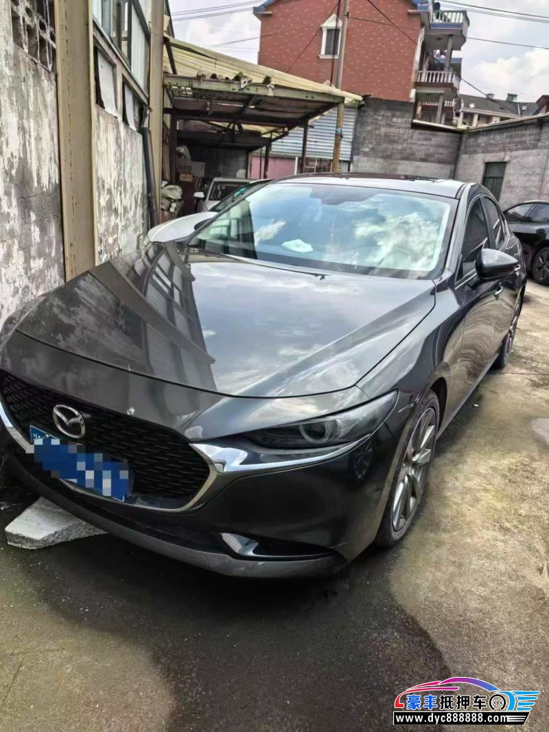 抵押车出售22年马自达昂克赛拉轿车