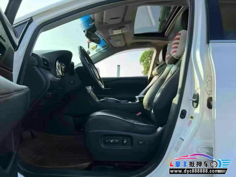 13年雷克萨斯RX轿车抵押车出售