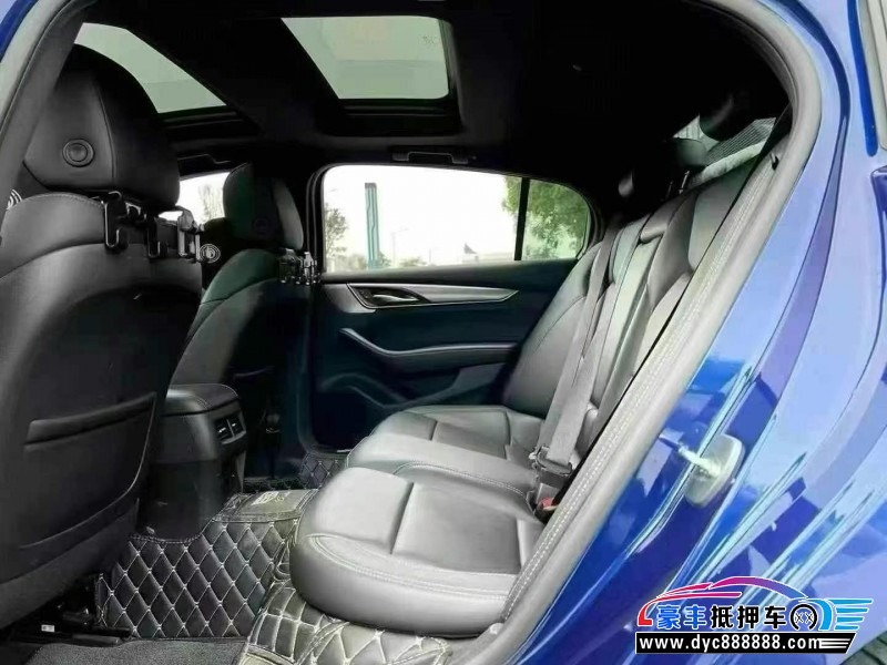 23年凯迪拉克CT5轿车抵押车出售