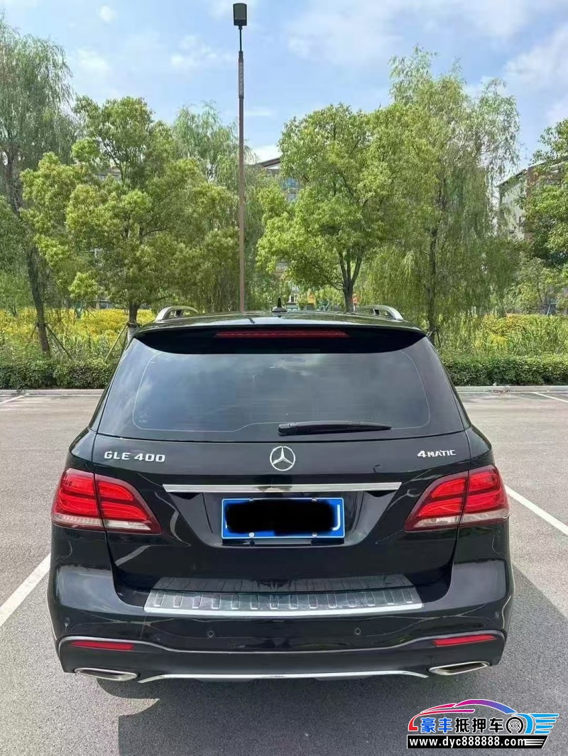 16年奔驰GLE轿车抵押车出售