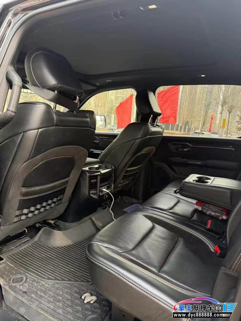 23年道奇公羊轿车抵押车出售