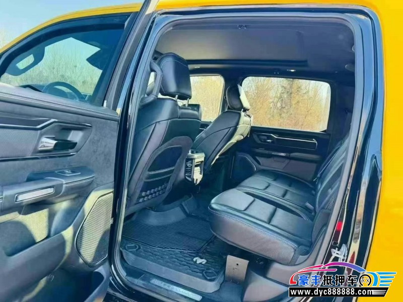 23年道奇公羊轿车抵押车出售