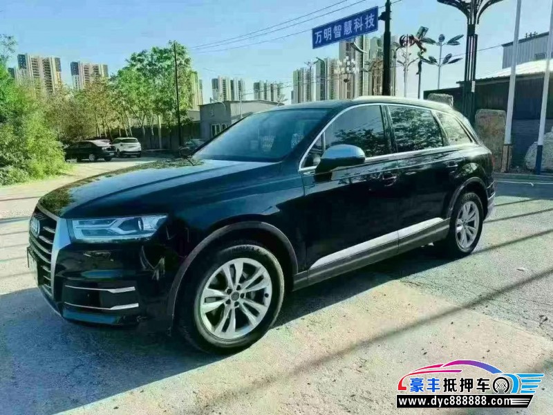 17年奥迪Q7轿车抵押车出售