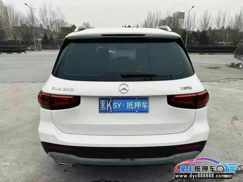 22年奔驰GLB轿车抵押车出售