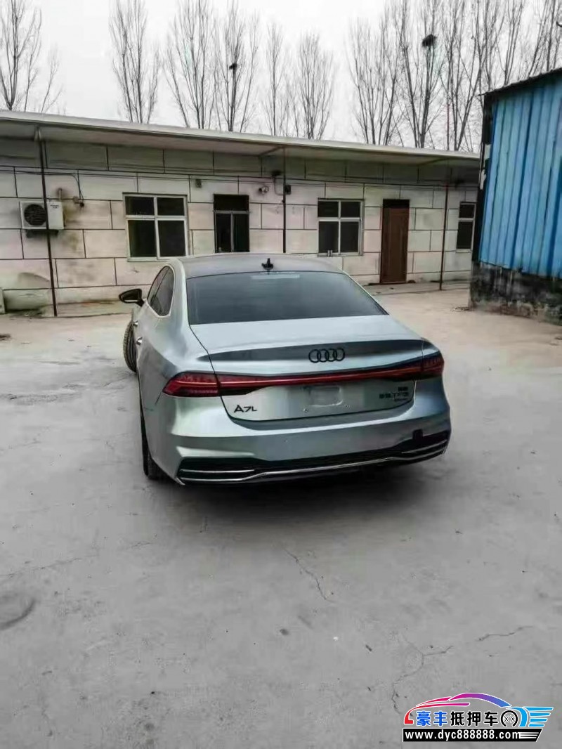 22年奥迪A7轿车抵押车出售