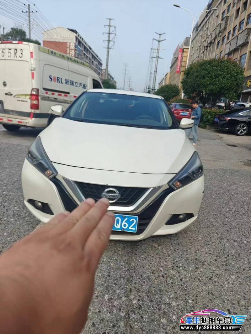 17年日产蓝鸟轿车抵押车出售