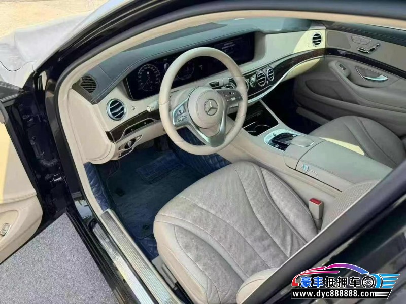 20年奔驰S轿车抵押车出售