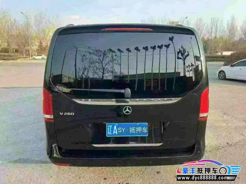 20年奔驰V轿车抵押车出售