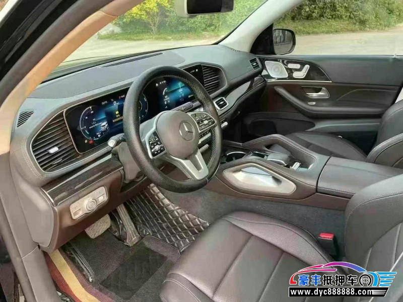 20年奔驰GLE轿车抵押车出售