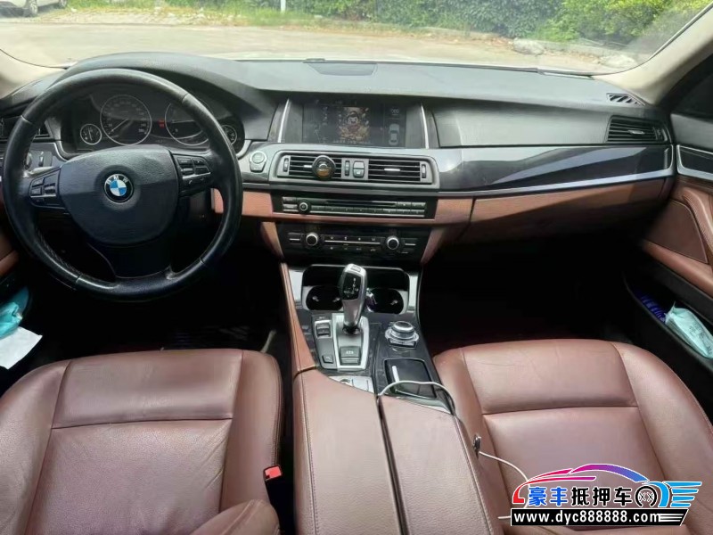 15年宝马5系轿车抵押车出售