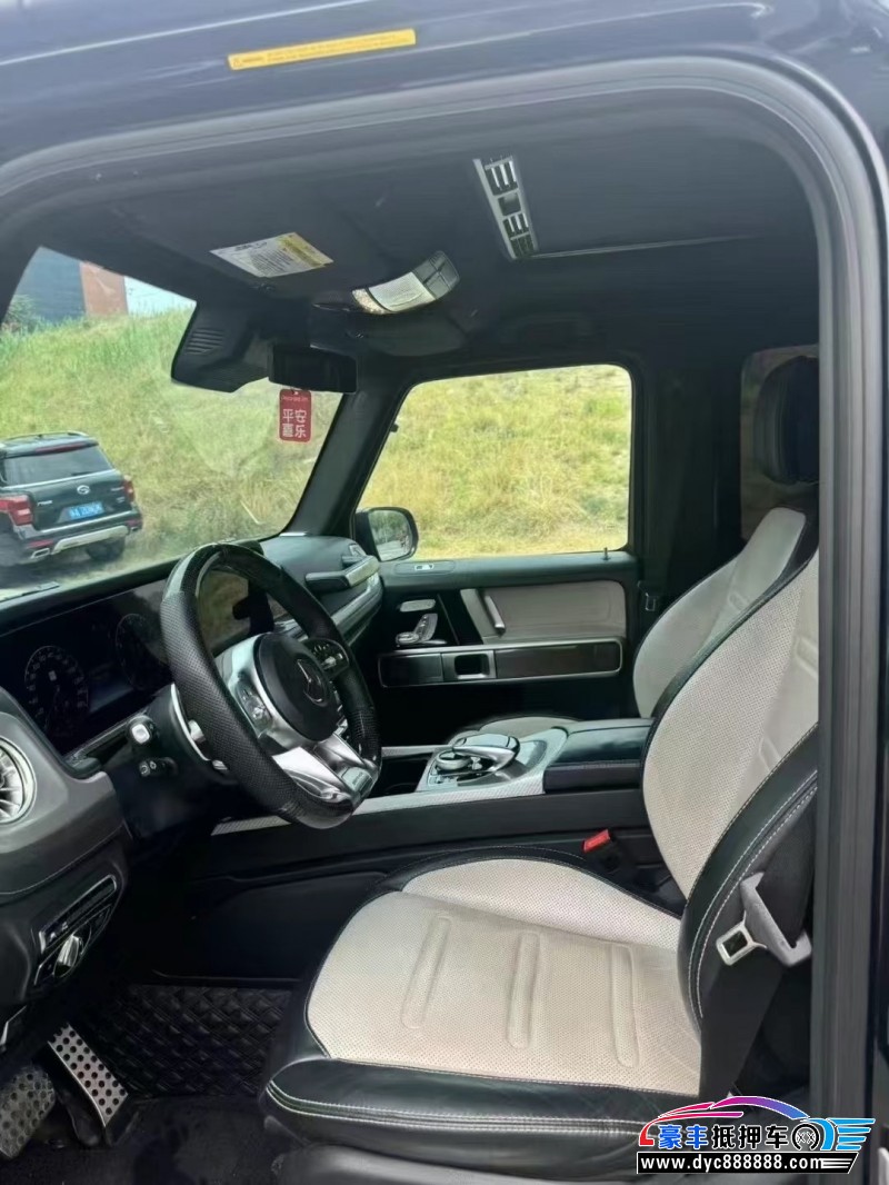 22年奔驰G轿车抵押车出售